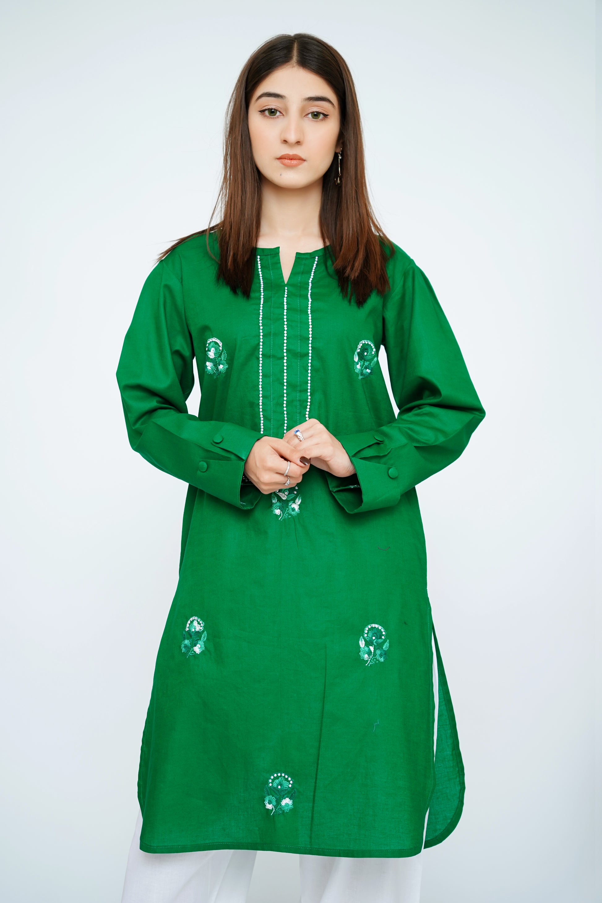 Azadi Charm | Hand Embroidered Emerald Green 2-Piece Suit