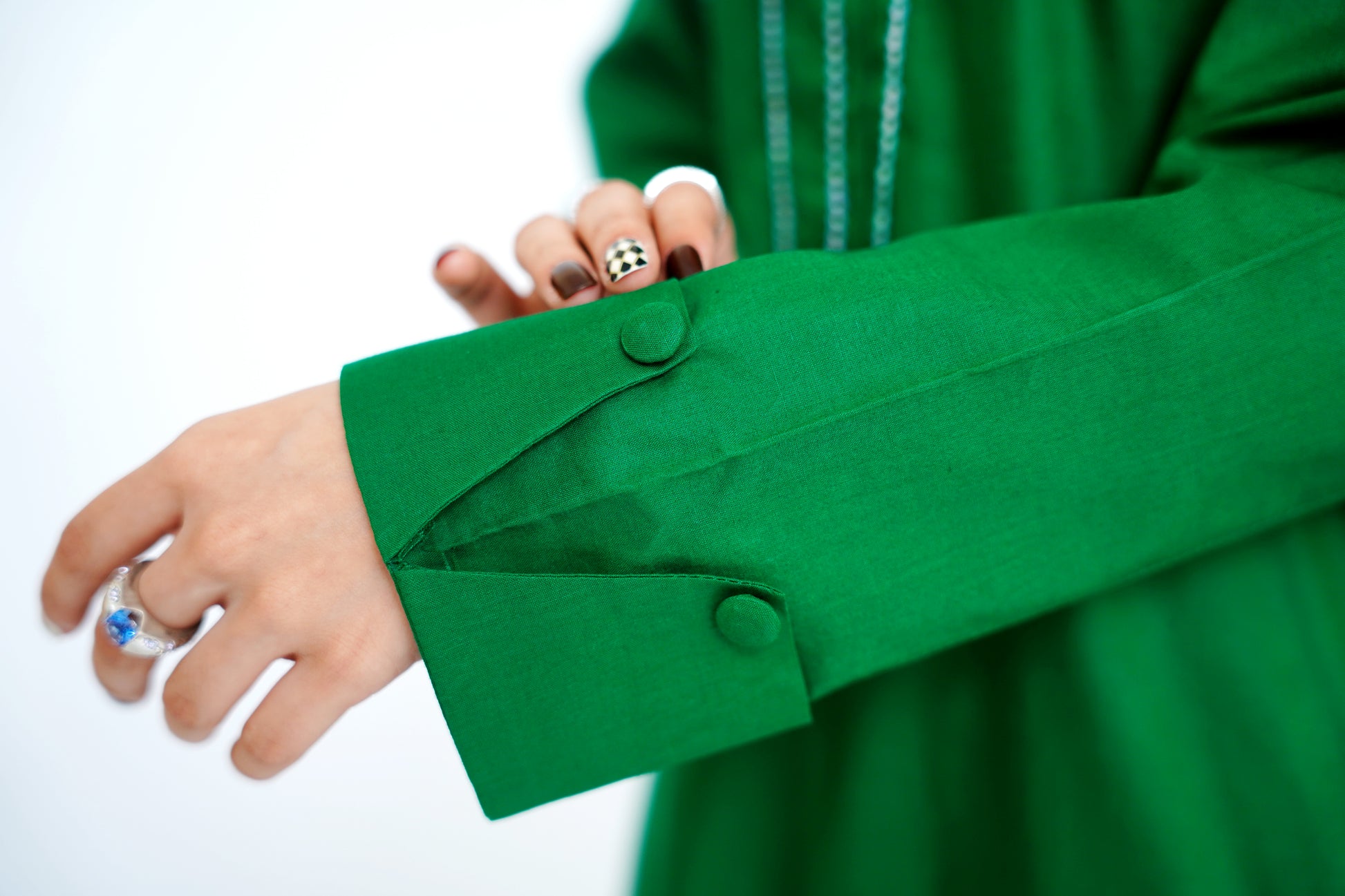 Azadi Charm | Hand Embroidered Emerald Green 2-Piece Suit