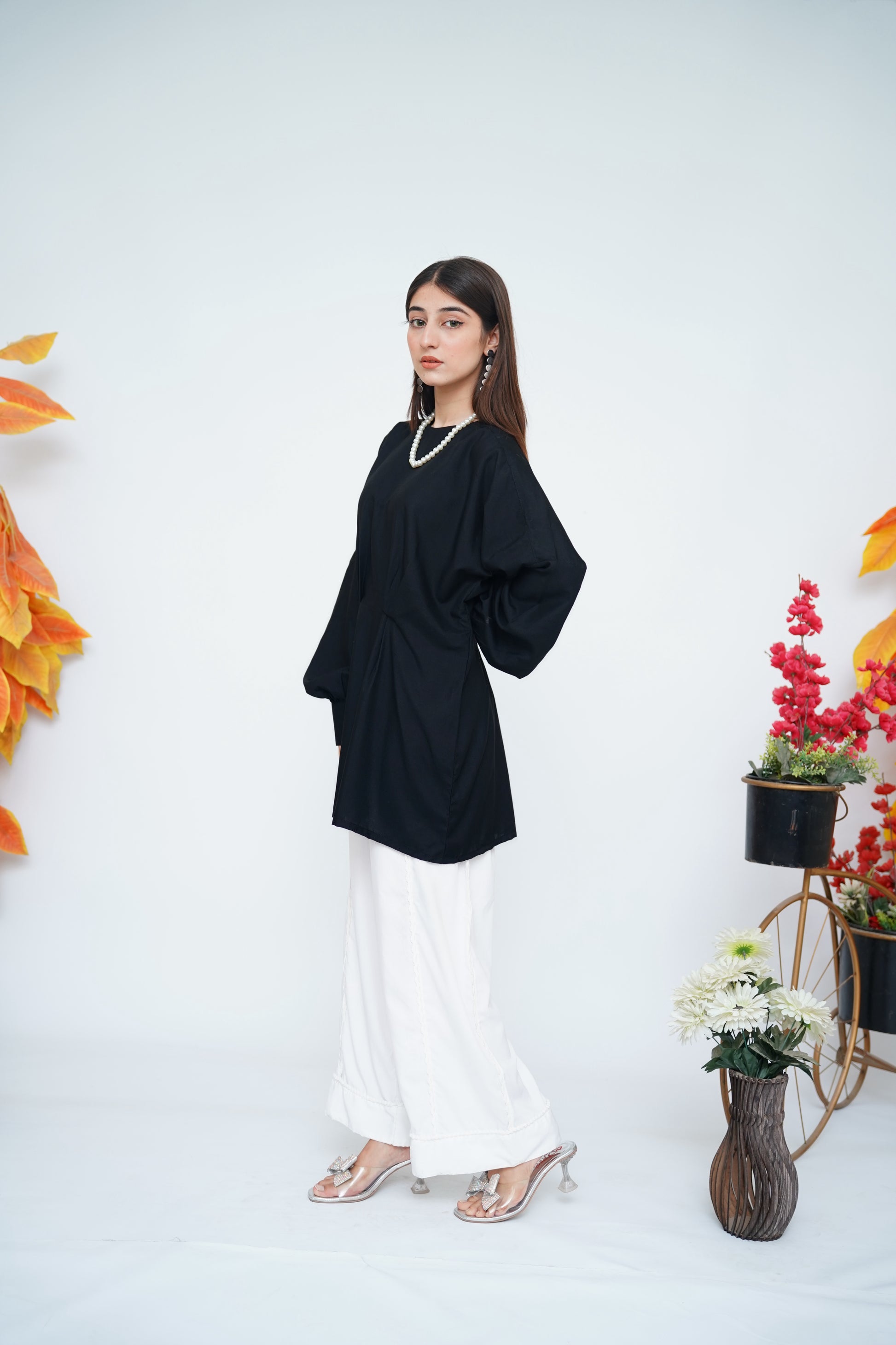 2PC – Black Tunic & White Trousers Set