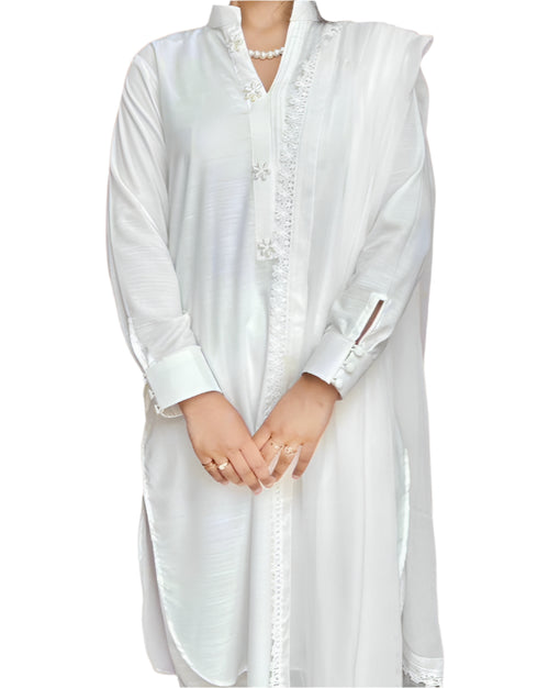 3PC-Elegant White Kurta Set with Lace Dupatta